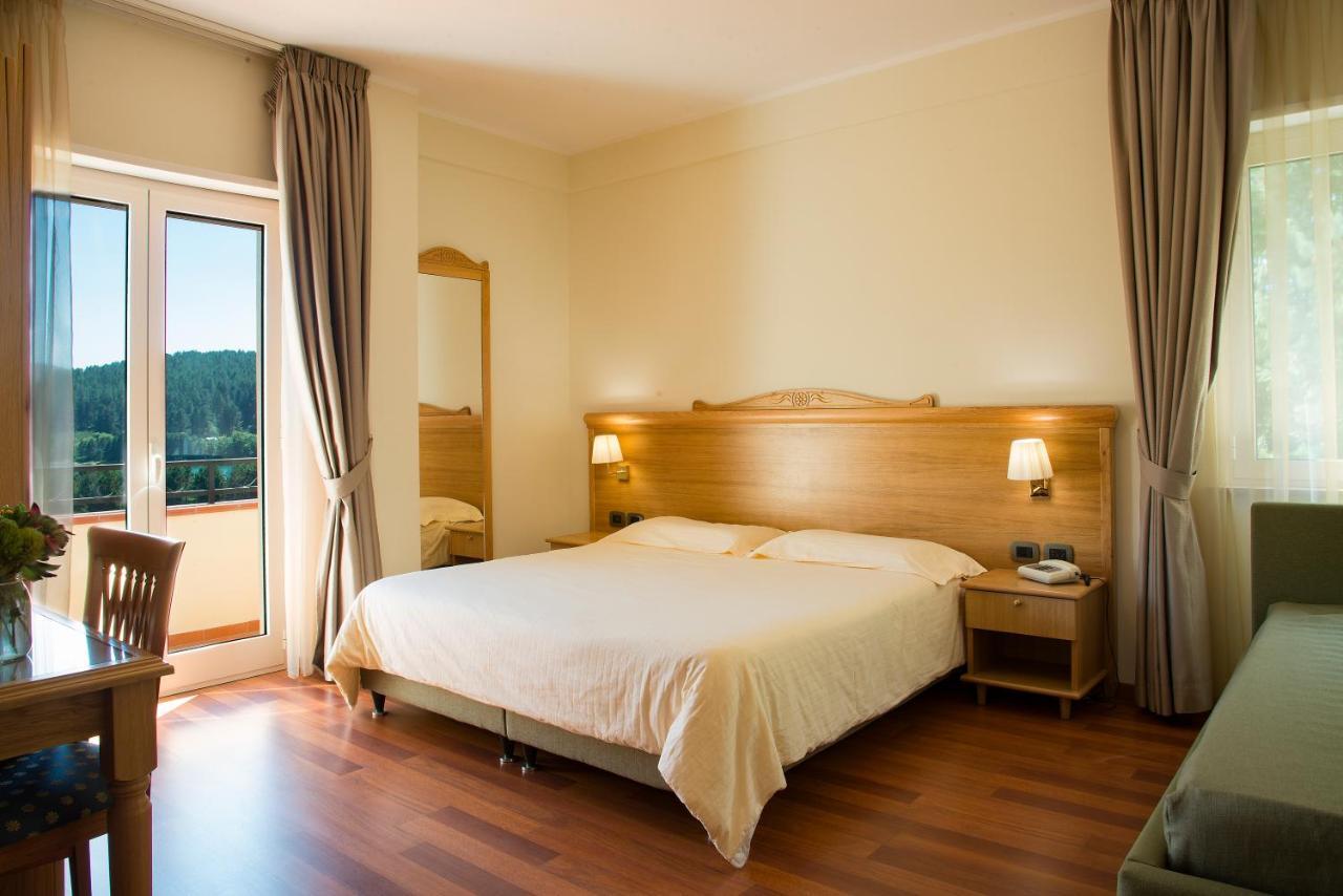 Hotel Park 108 Sport&Wellness لوريكا المظهر الخارجي الصورة